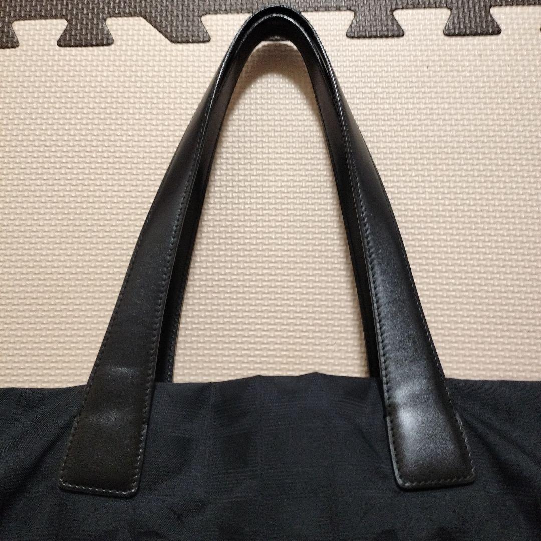 CHANEL ニュートラベルライン ММトート黒