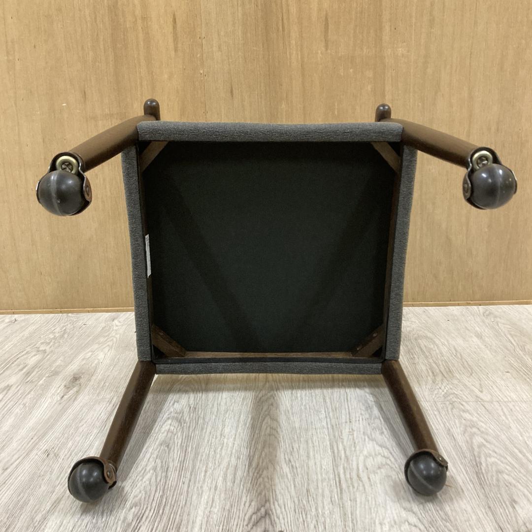 【柏木工】ナラ材　アームチェア　椅子　ダイニングチェア　キャスター付き