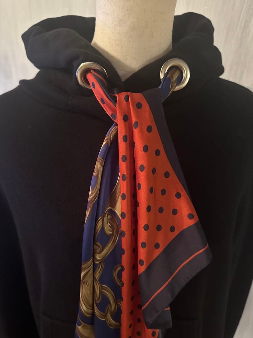 希少 MIHARA YASUHIRO スカーフ付きブラックフーディ