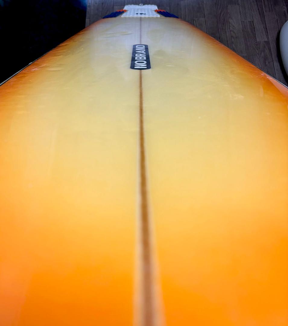 NOBRAND社 ノーブランド社 ミッドレングス 6’10” 41リッター