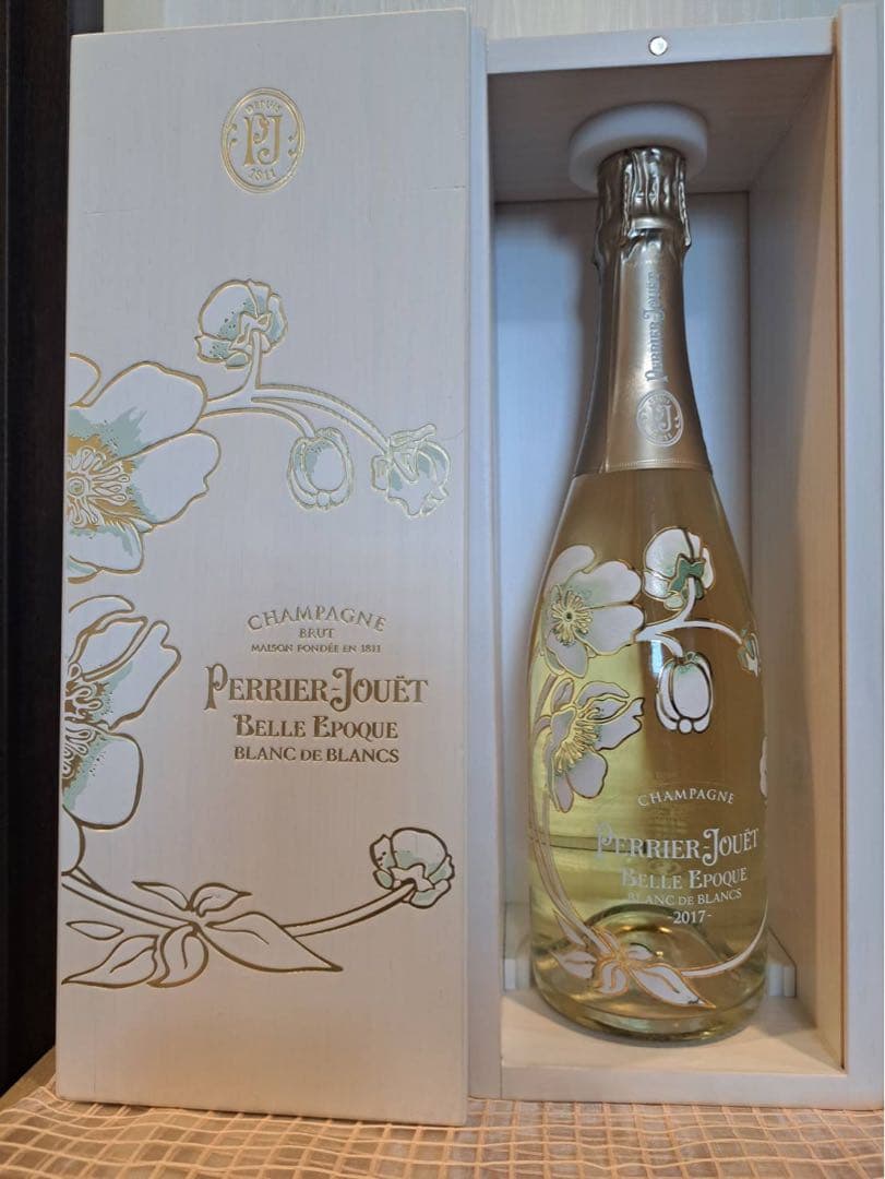 Perrier-Jouët ブラン・ド・ブラン 箱付　ベルエポック　シャンパン
