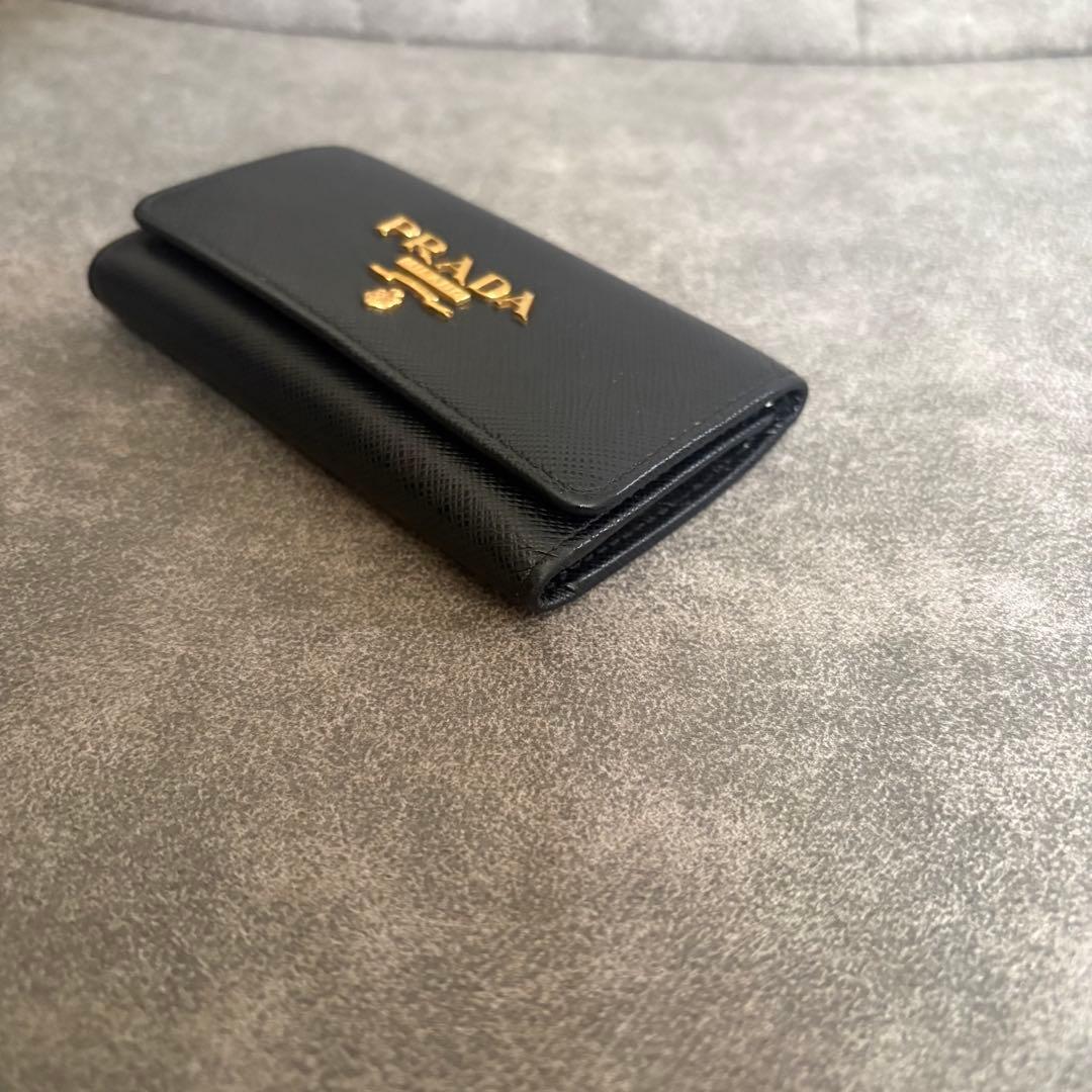 PRADA キーケース サフィアーノ レザー 4連 ブラック