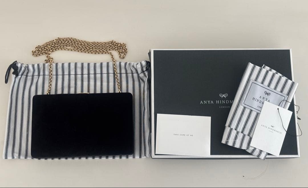 新品未使用☆アニヤハインドマーチ黒ベルベットチェーンクラッチバッグパーティ