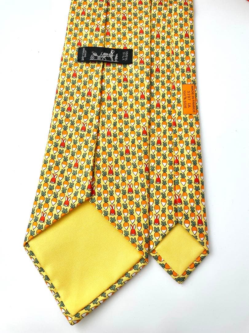美品 エルメス ネクタイ ハイブランド うさぎ 野菜 アニマル イエロー高級