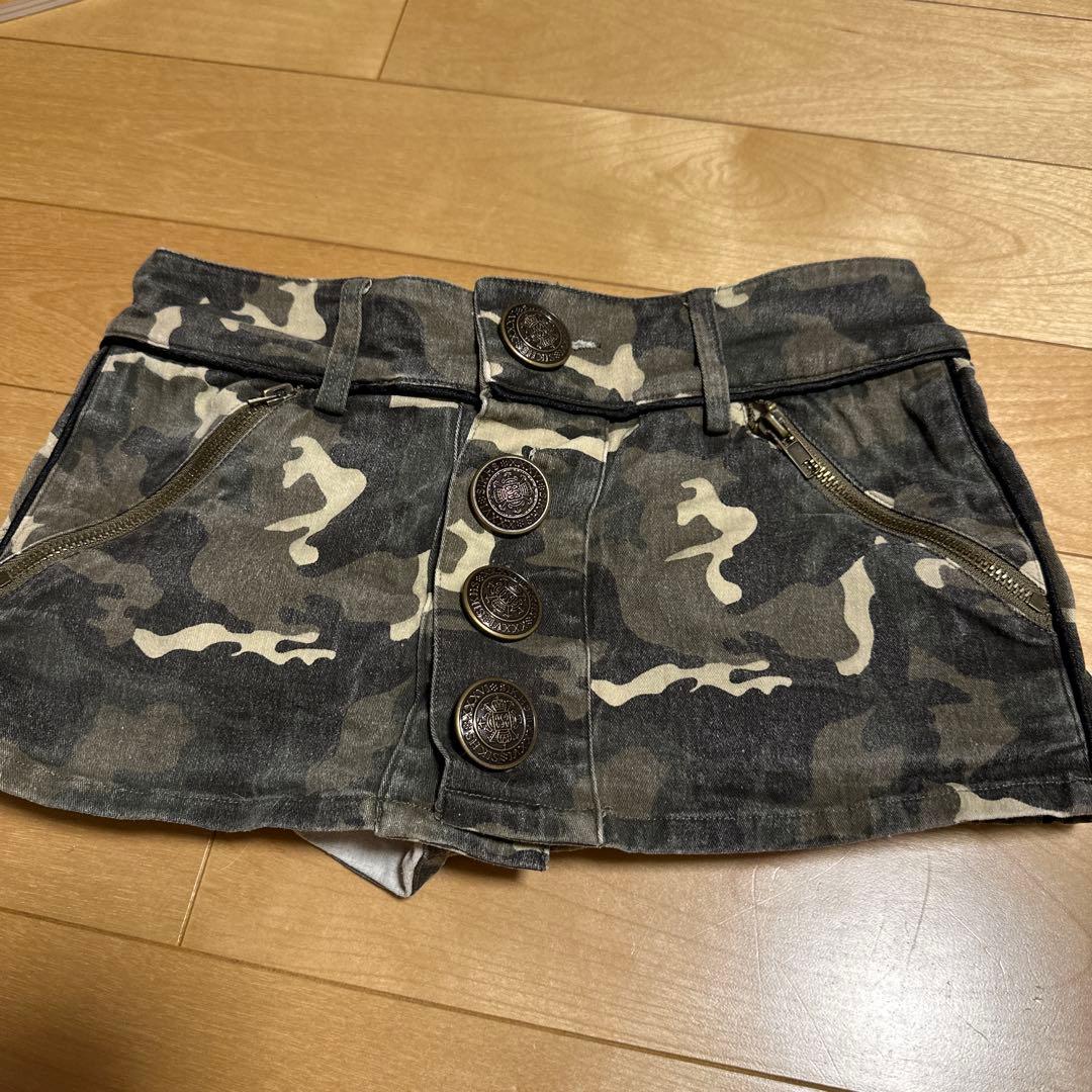 d.i.a ミリタリー柄　ショートパンツ　xs