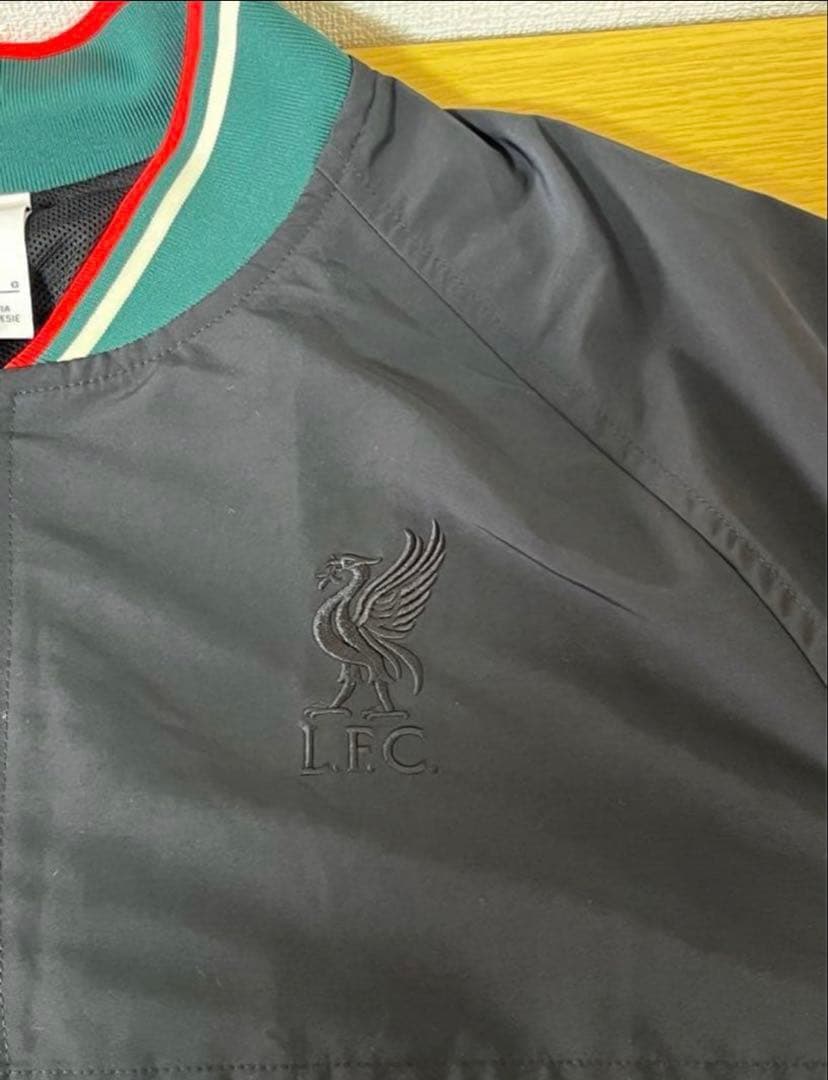 リヴァプール トラックジャケット 現地サイト購入 ウェア インポートLサイズ