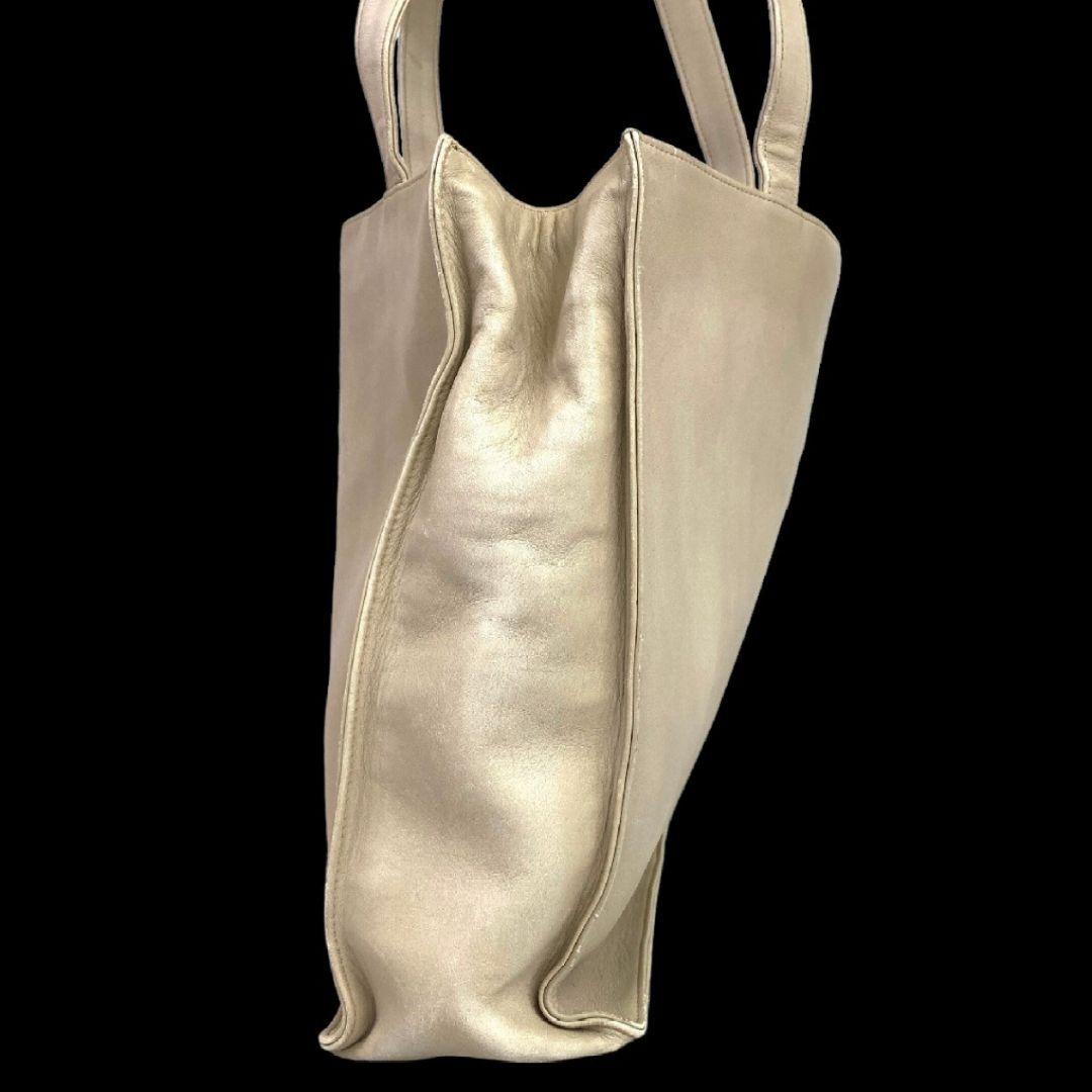 チ*ル様 【売切り限界価格】シャネルラムスキンカメリアトートバッグ【1月限定価格