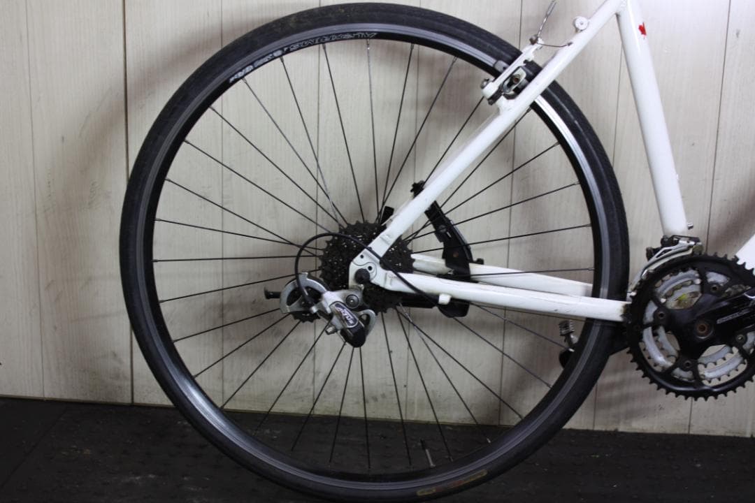 ルイガノLGS-CHASSE 700C アルミ 24速 520mm クロス