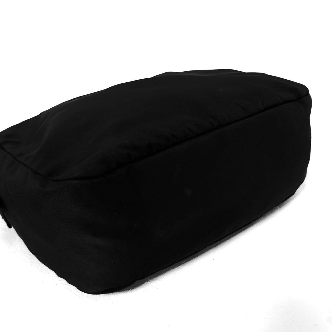 美品　PRADA プラダ　ハンドバッグ　トートバッグ　ブラック　ナイロン　黒