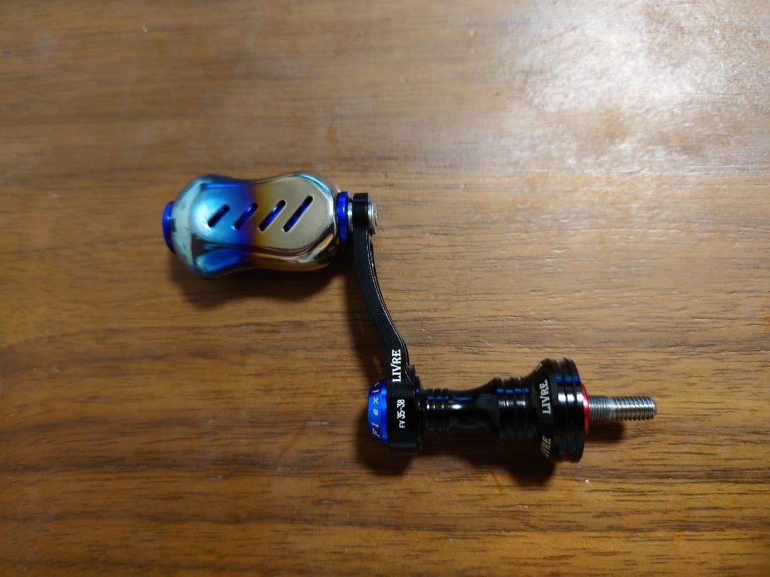 【特価】新品未使用 リブレF.V 35-38(シマノ用)