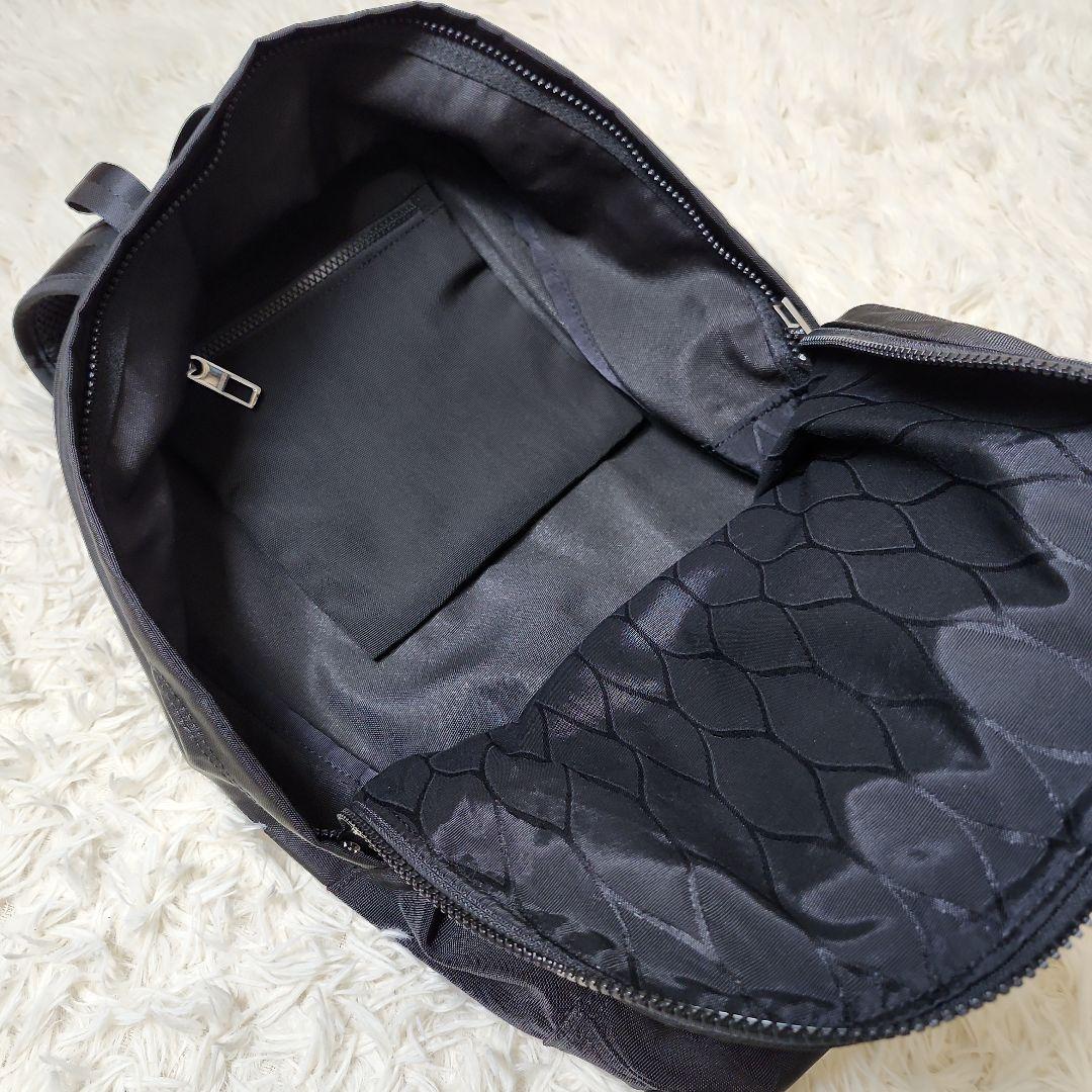 【未使用級】KENZO　タイガー　刺繍　リュック　黒