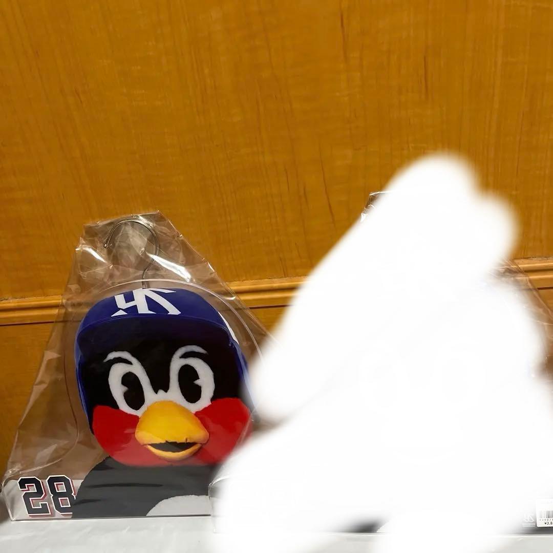 東京ヤクルトスワローズ　つば九郎アクリルハンガー　未開封