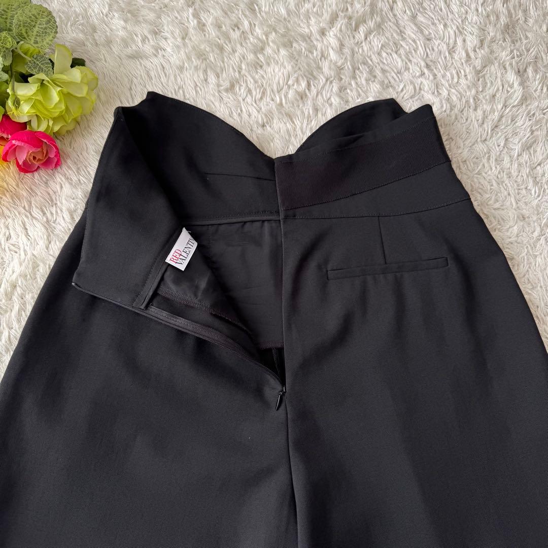 美品 レッドヴァレンティノ ショートパンツ リボンデザイン キュロット 42