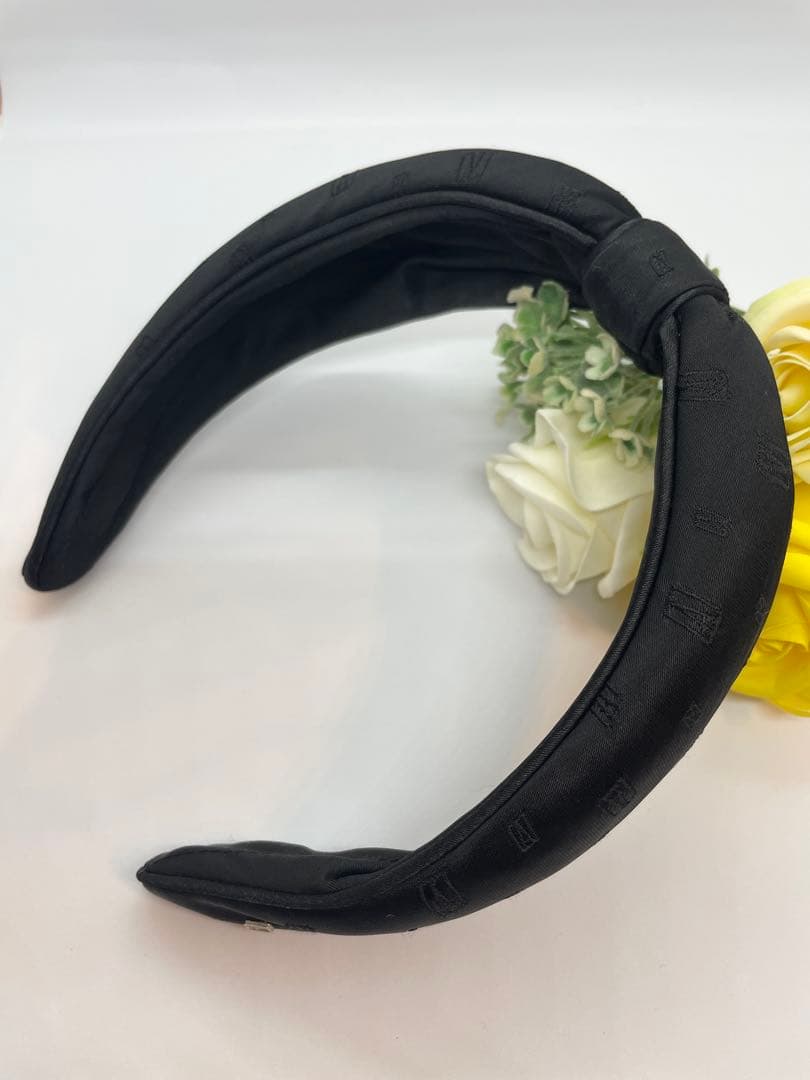 アレクサンドルドゥパリ シルク サテン リボン カチューシャ ロゴ入り ブラック