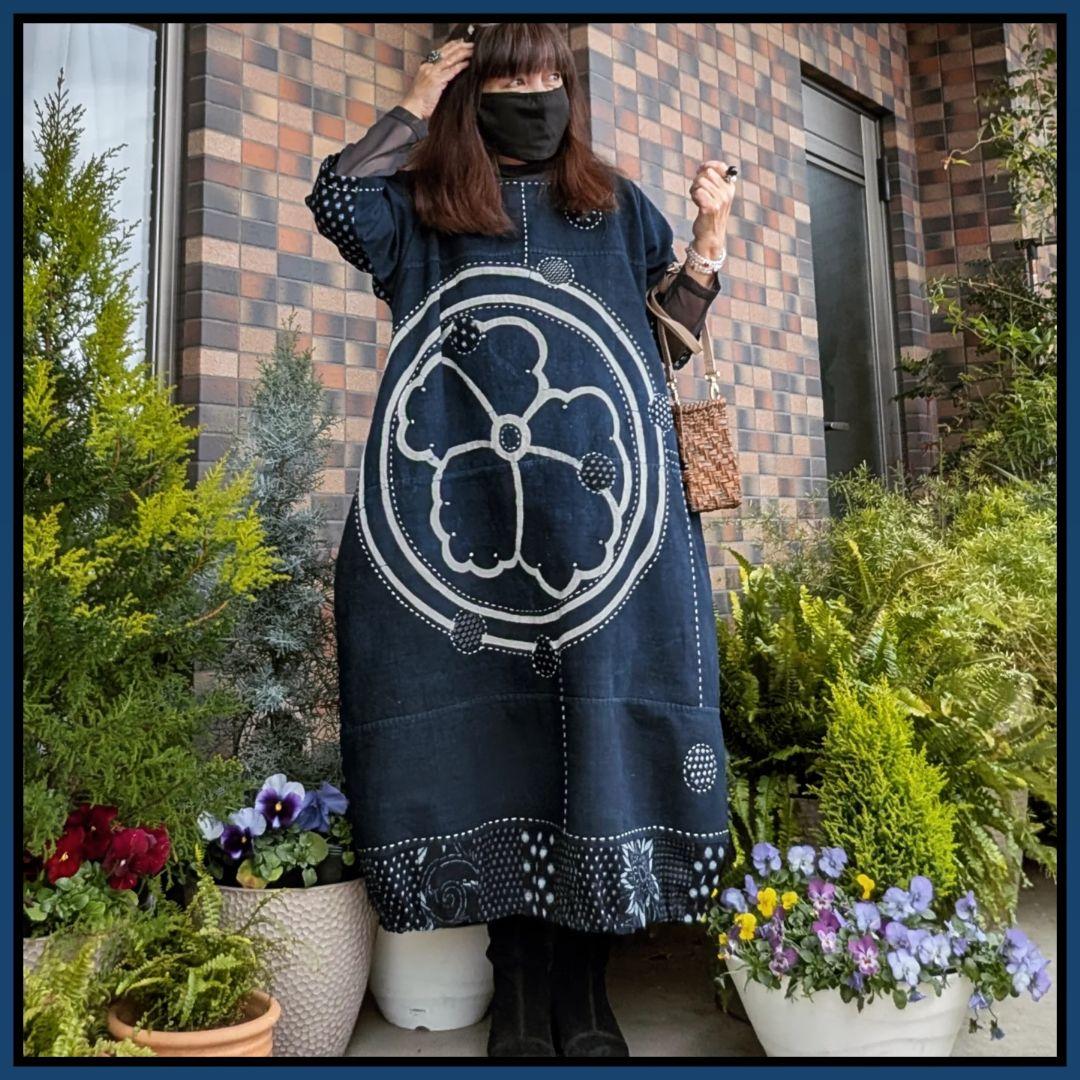 藍染家紋風呂敷♥古布リメイクワンピース　フォーウェイタイプ