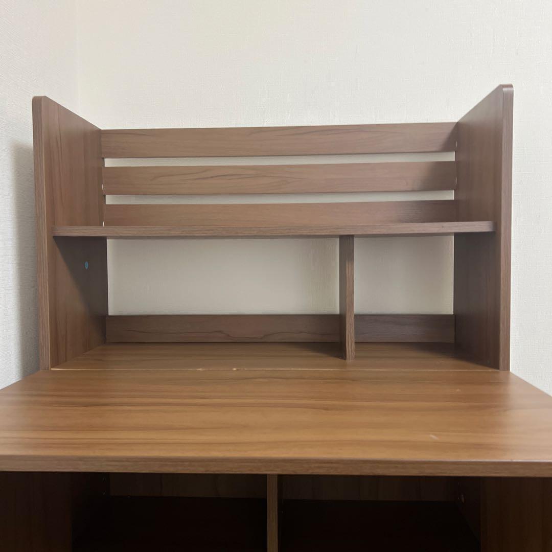 ニトリ.ブラウン木製シンプルデスク