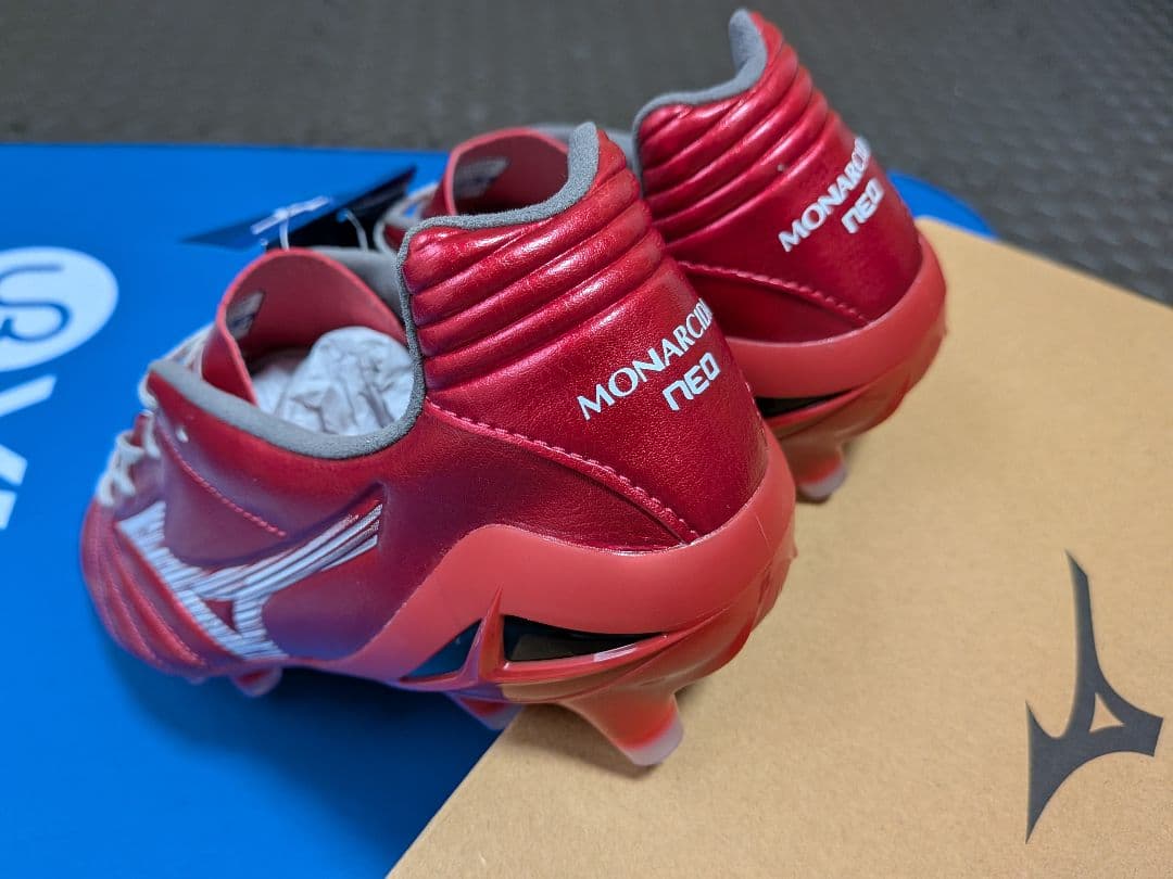 ミズノモナルシーダネオⅢプロ　ZEROグライドシューレース　箱付き