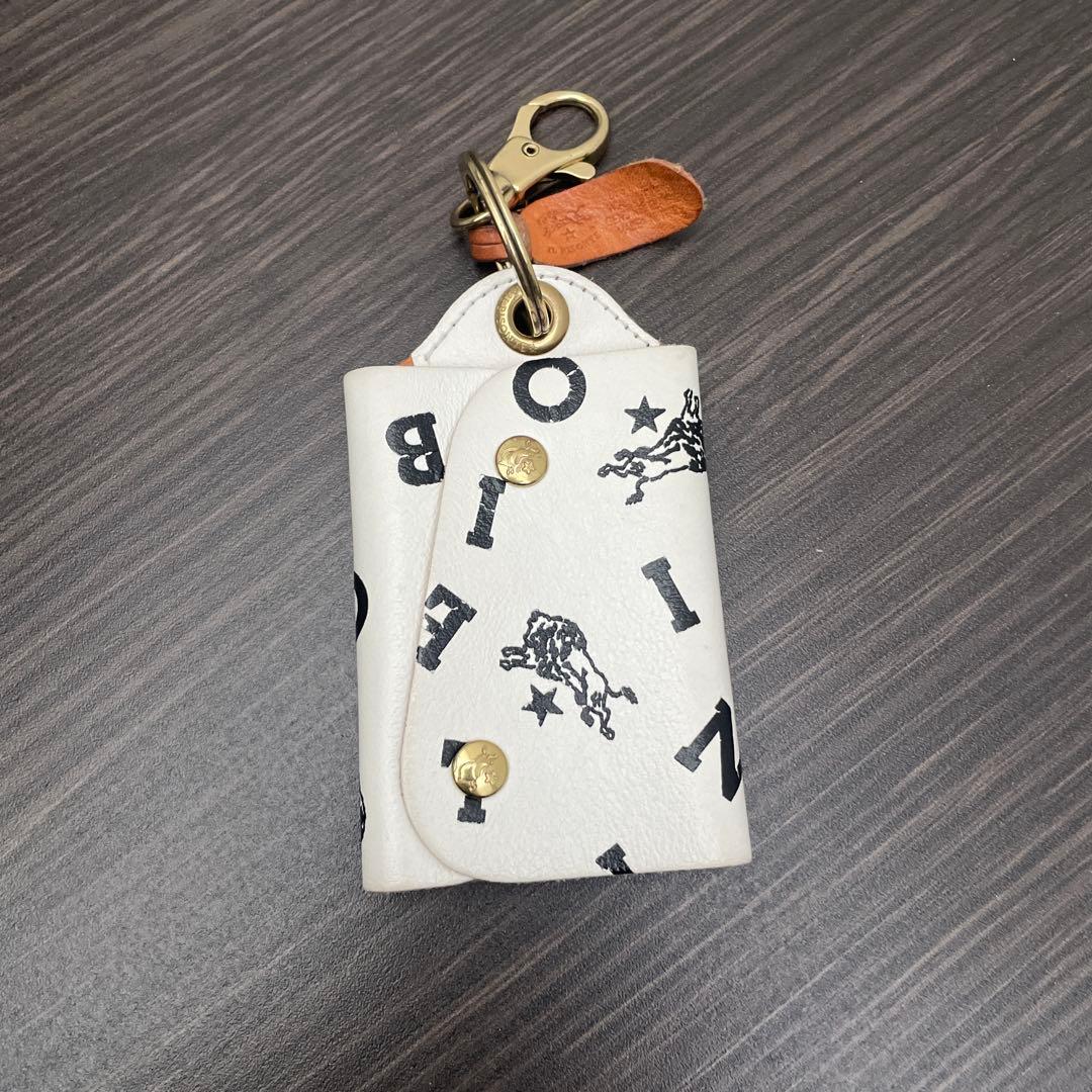 専用☆IL BISONTE ホワイトレザーキーケース