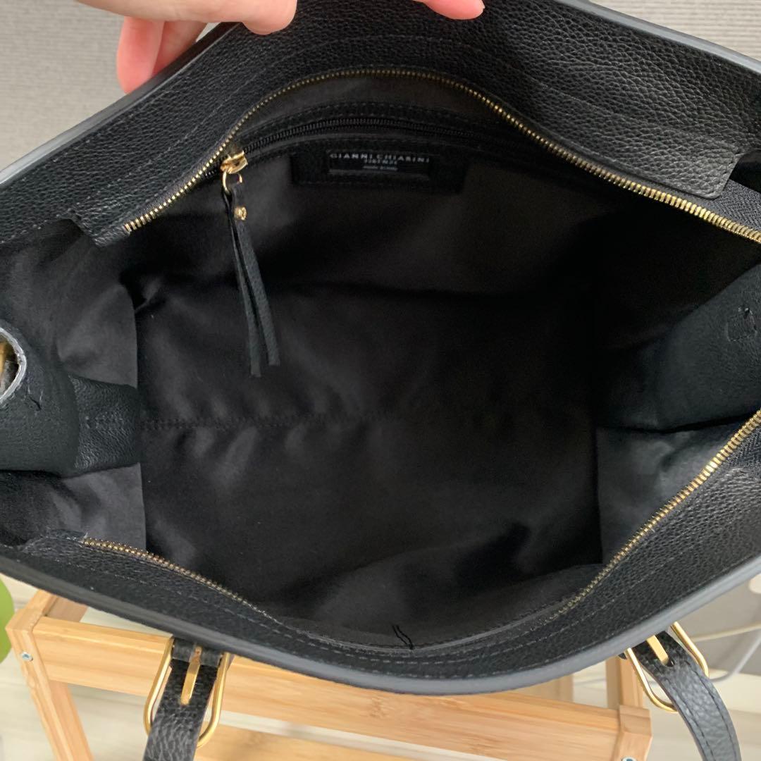 【美品】GIANNI CHIARINI ブラックビジネスバッグ大容量