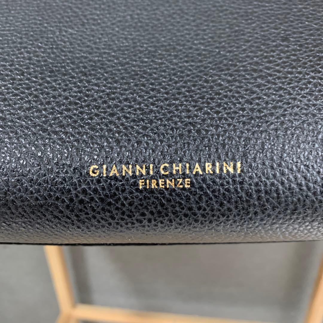 【美品】GIANNI CHIARINI ブラックビジネスバッグ大容量