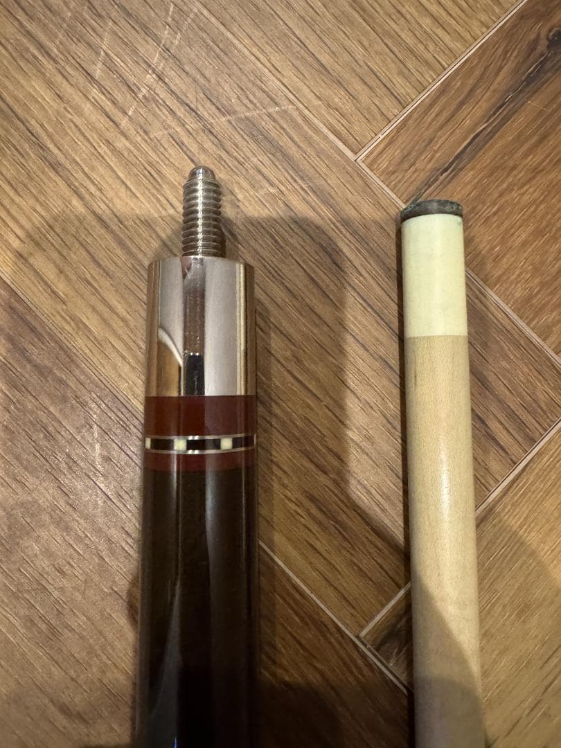 アダム ビリヤードキュー