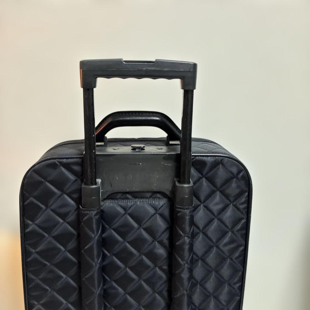 Darby 着物キャリーケース 伸縮式ハンドル 黒 キルティング
