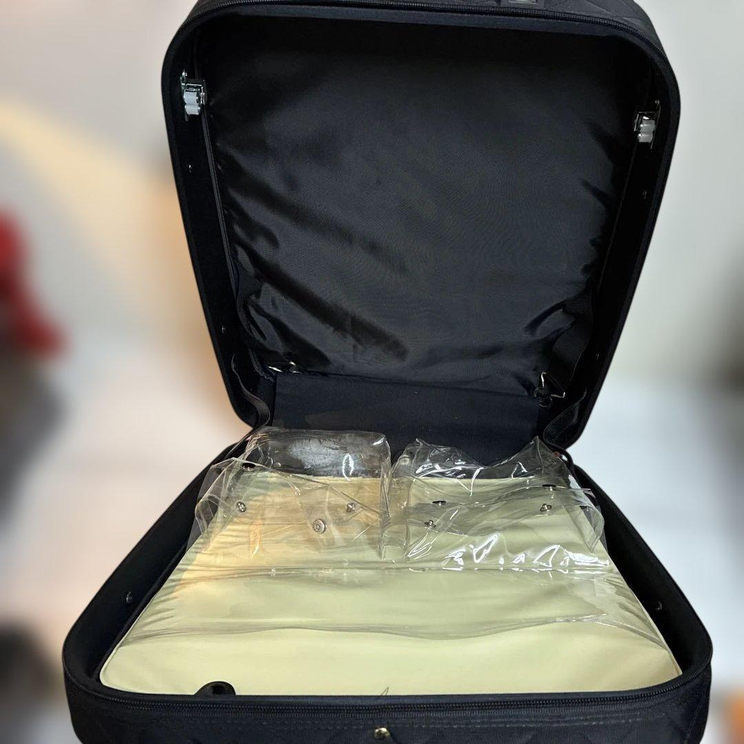 Darby 着物キャリーケース 伸縮式ハンドル 黒 キルティング