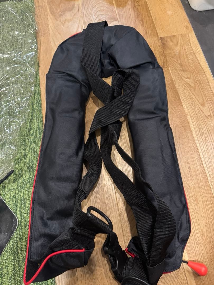 早い者勝ち！jackall ジャッカル膨張式救命胴衣