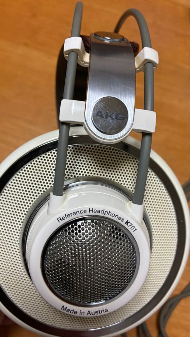 AKG K701 Made in Austria 元箱と台座付き 動作確認済