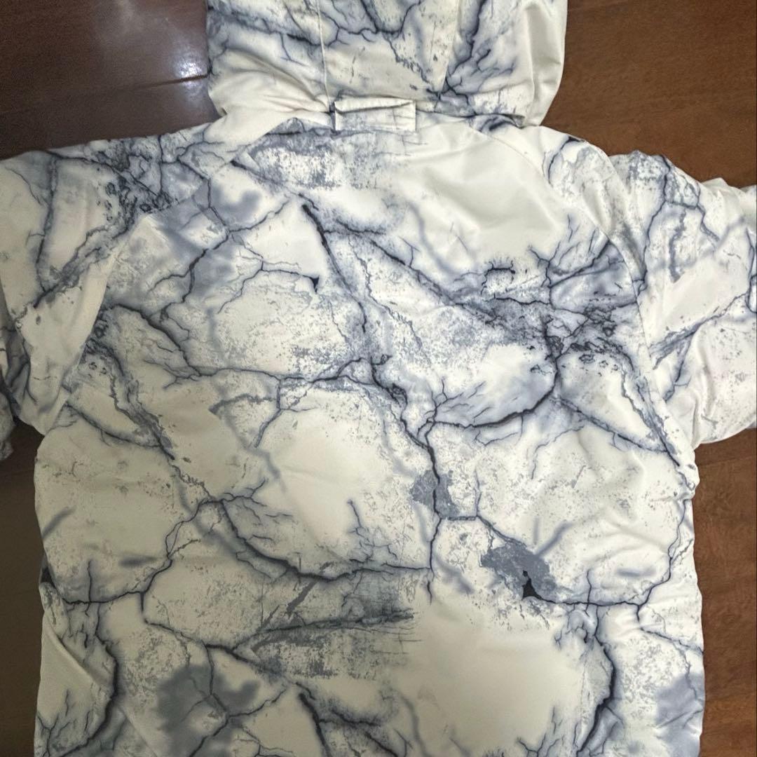 新品タグ付きオンヨネ　スキーウェア上下セットアップ160