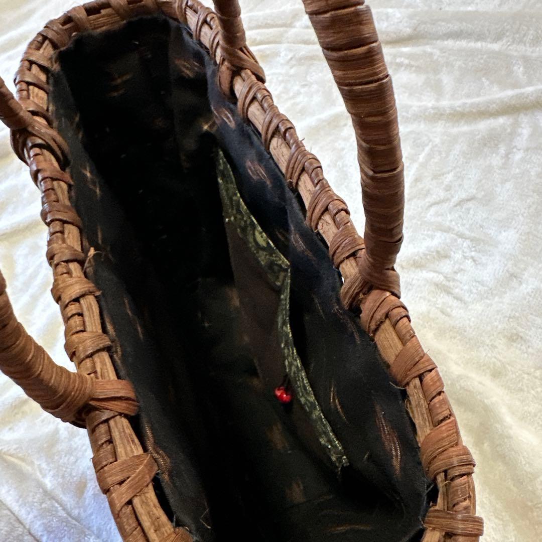 山葡萄の手提げバッグ