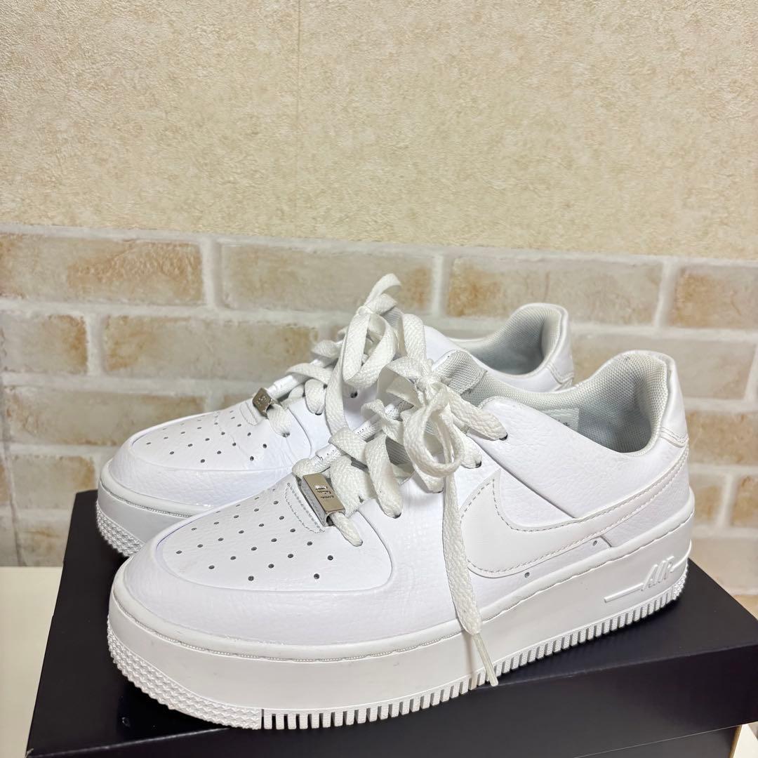 美品★ NIKE エアフォース1 AR5339-100 厚底　ナイキ