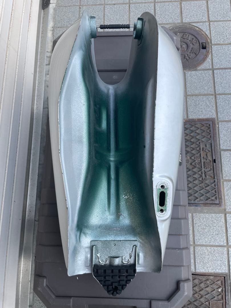 ヤマハ　YAMAHA SR400 SR500 キャブレター車　タンク