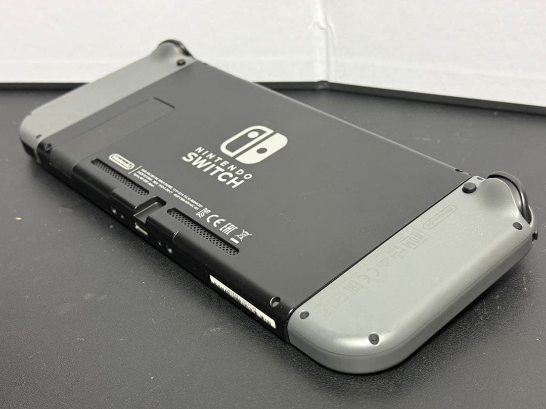 【美品】Nintendo Switch＆ケースセット