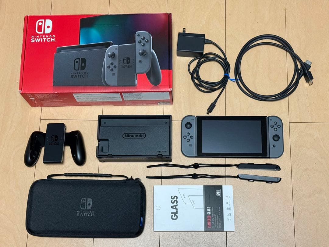 【美品】Nintendo Switch＆ケースセット