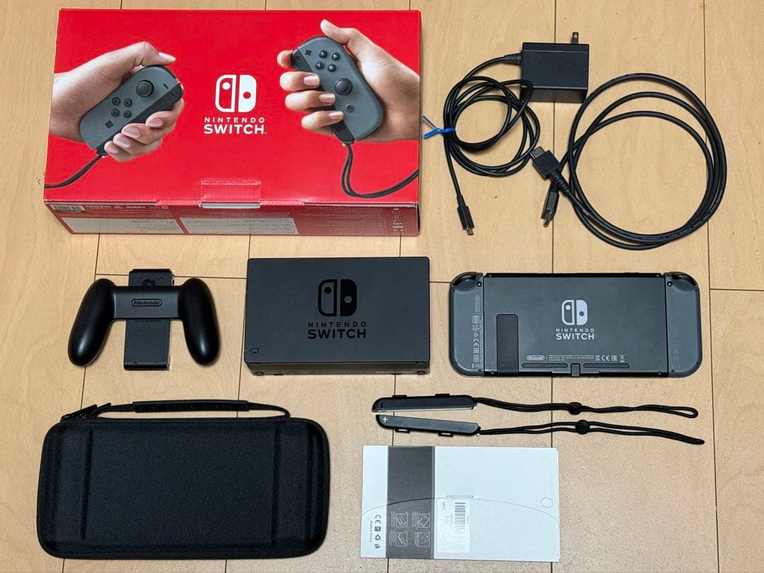 【美品】Nintendo Switch＆ケースセット