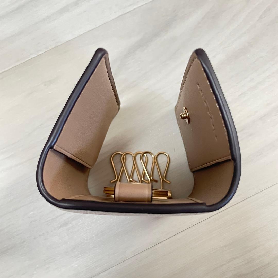 COACH 日本限定 ファイブ リング キーケース・フローラル