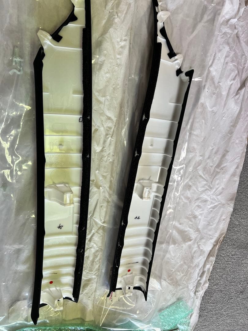 rav4 ブラックAピラー&ブラックバイザー