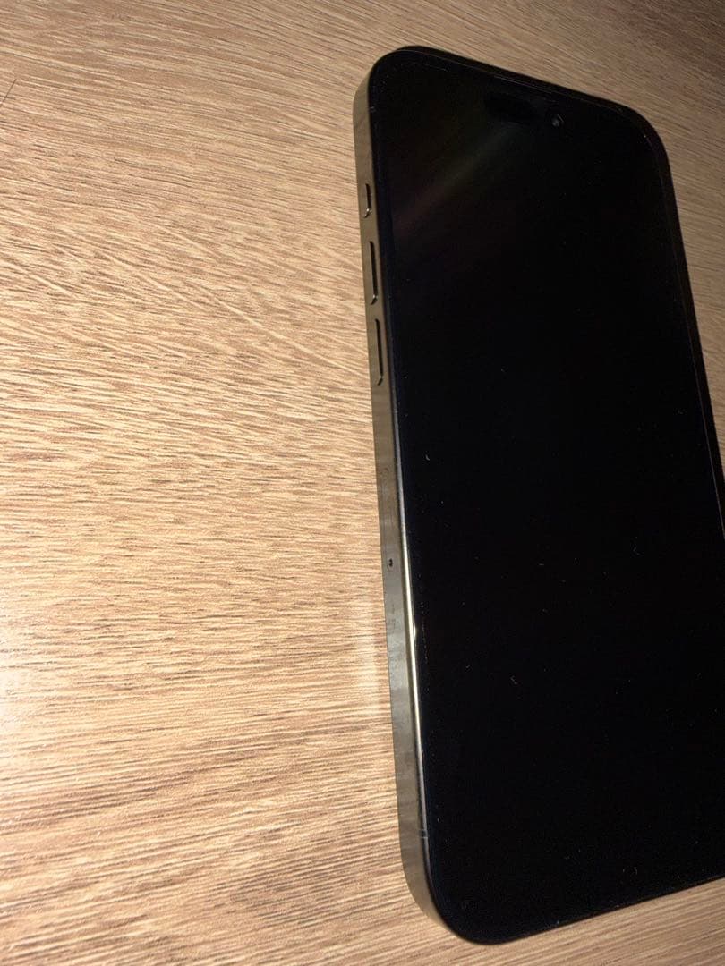 Apple iPhone15pro 256GB ブラックチタニウム　SIMフリー