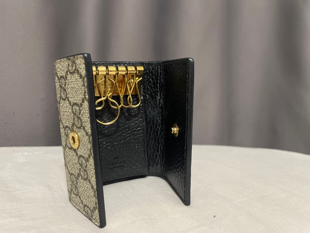 GUCCI 6連キーケース