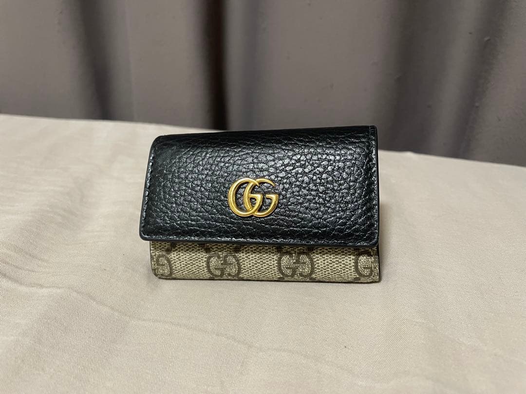 GUCCI 6連キーケース