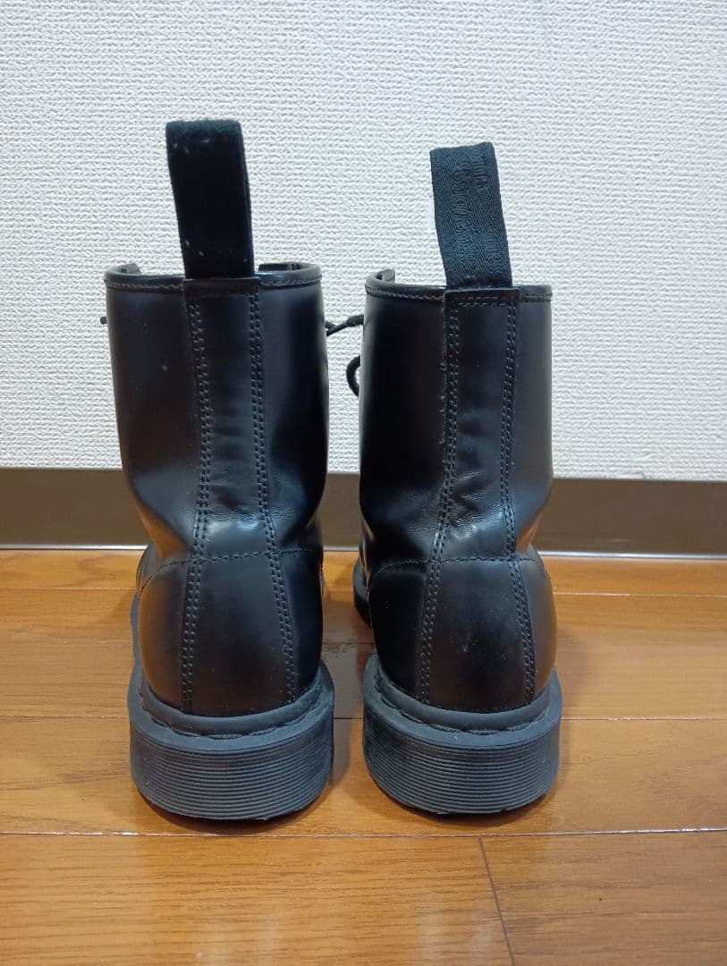 Dr.Martens 黒 8ホール ブーツ（UK9）