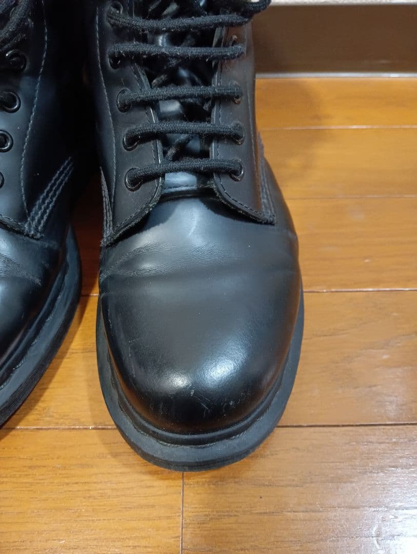 Dr.Martens 黒 8ホール ブーツ（UK9）