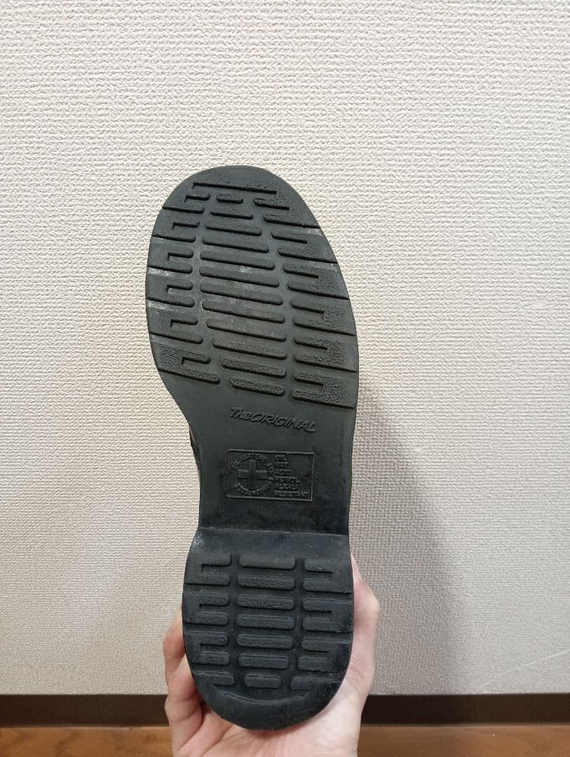 Dr.Martens 黒 8ホール ブーツ（UK9）