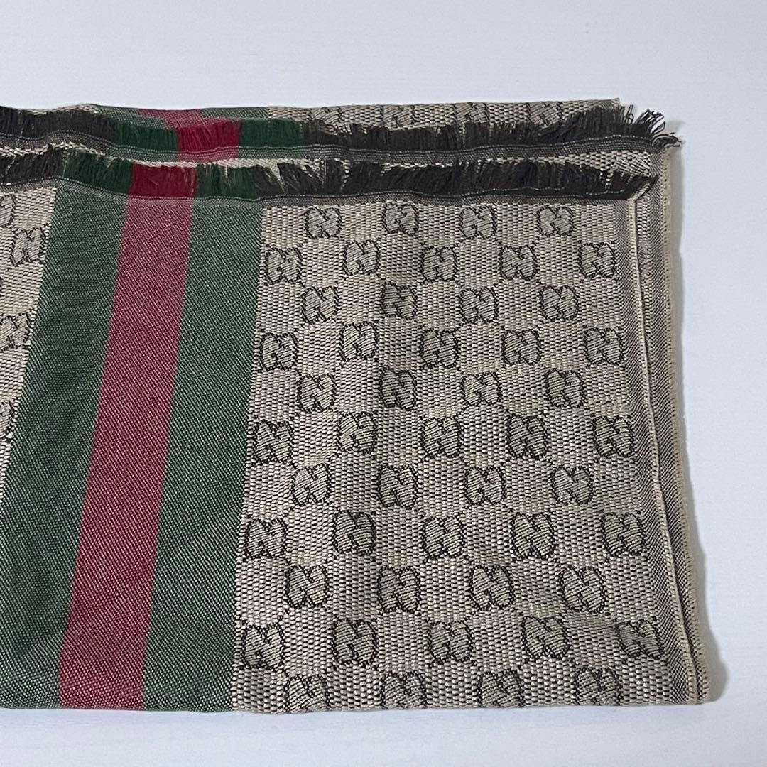 タグ付き GUCCI マフラー GGパターン