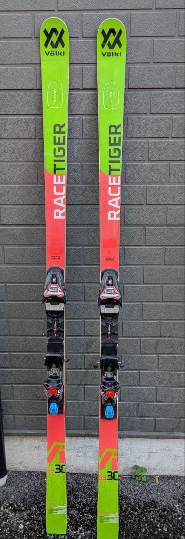 Magic　Völkl Race Tiger 　GS183cm