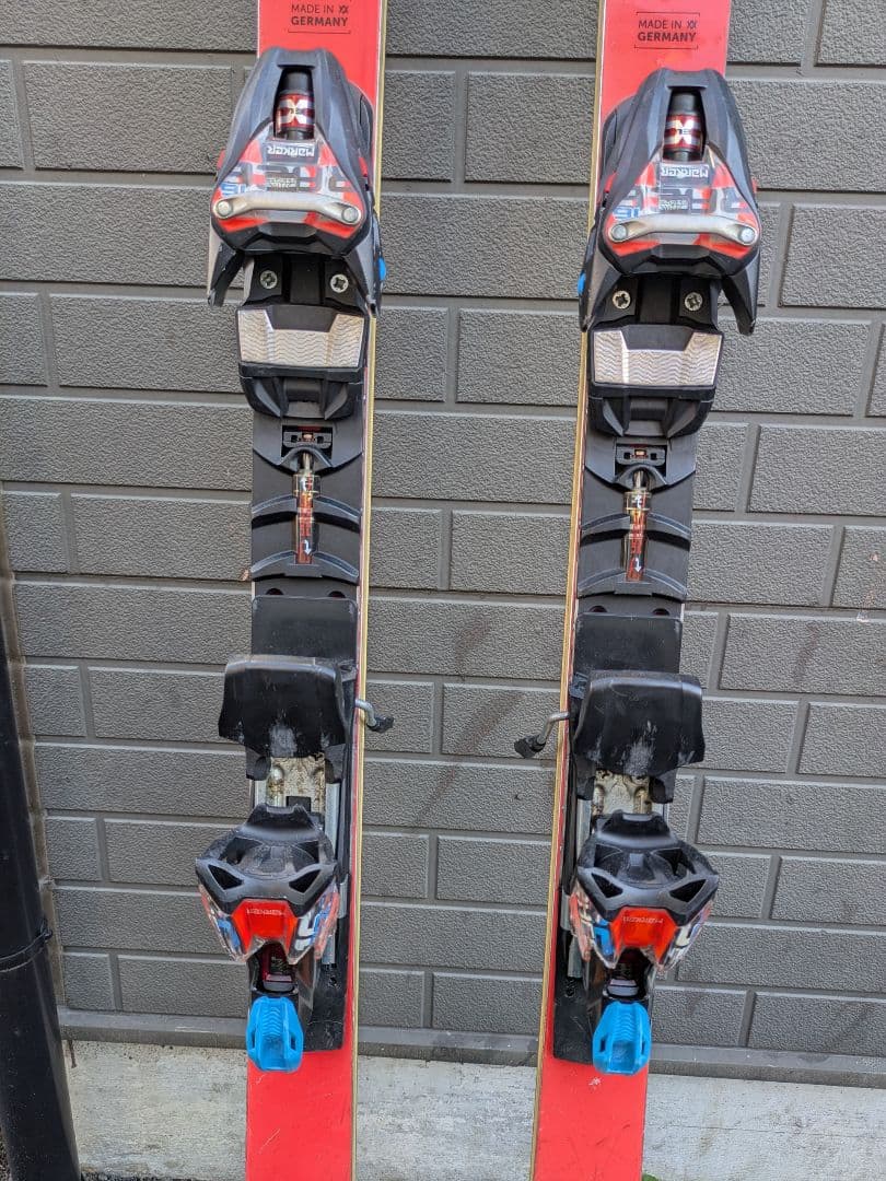 Magic　Völkl Race Tiger 　GS183cm