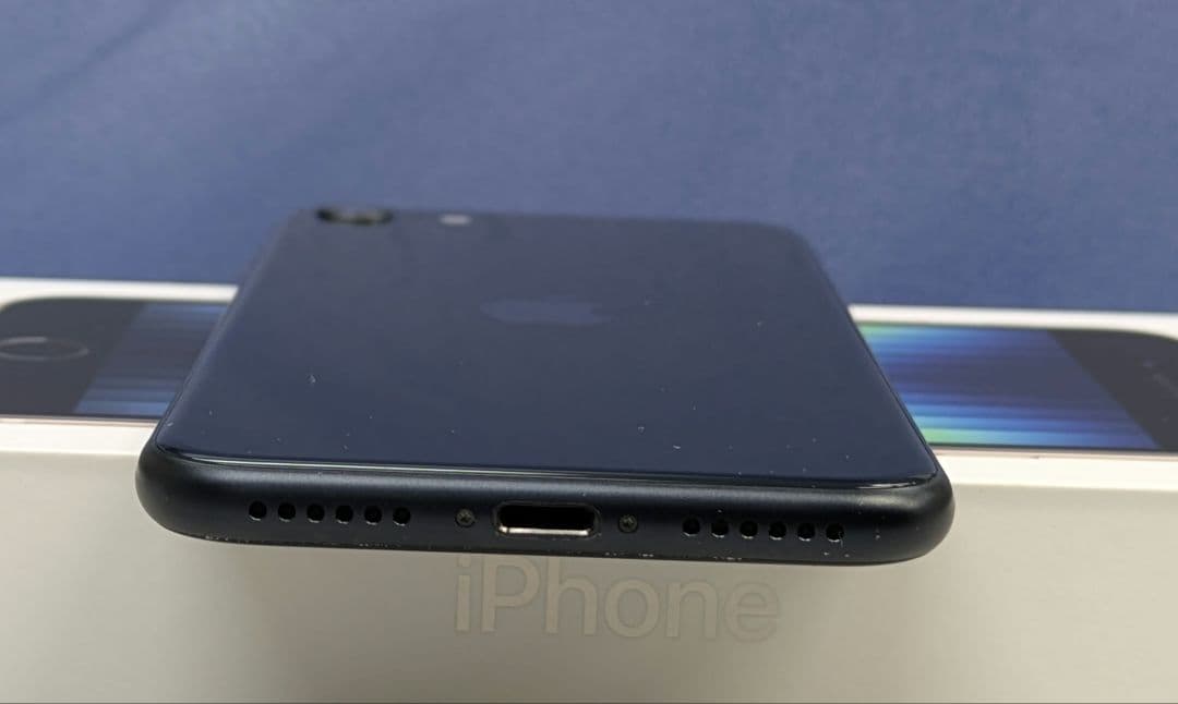 iPhone SE 64GB(第3世代) ブラック SIMフリー