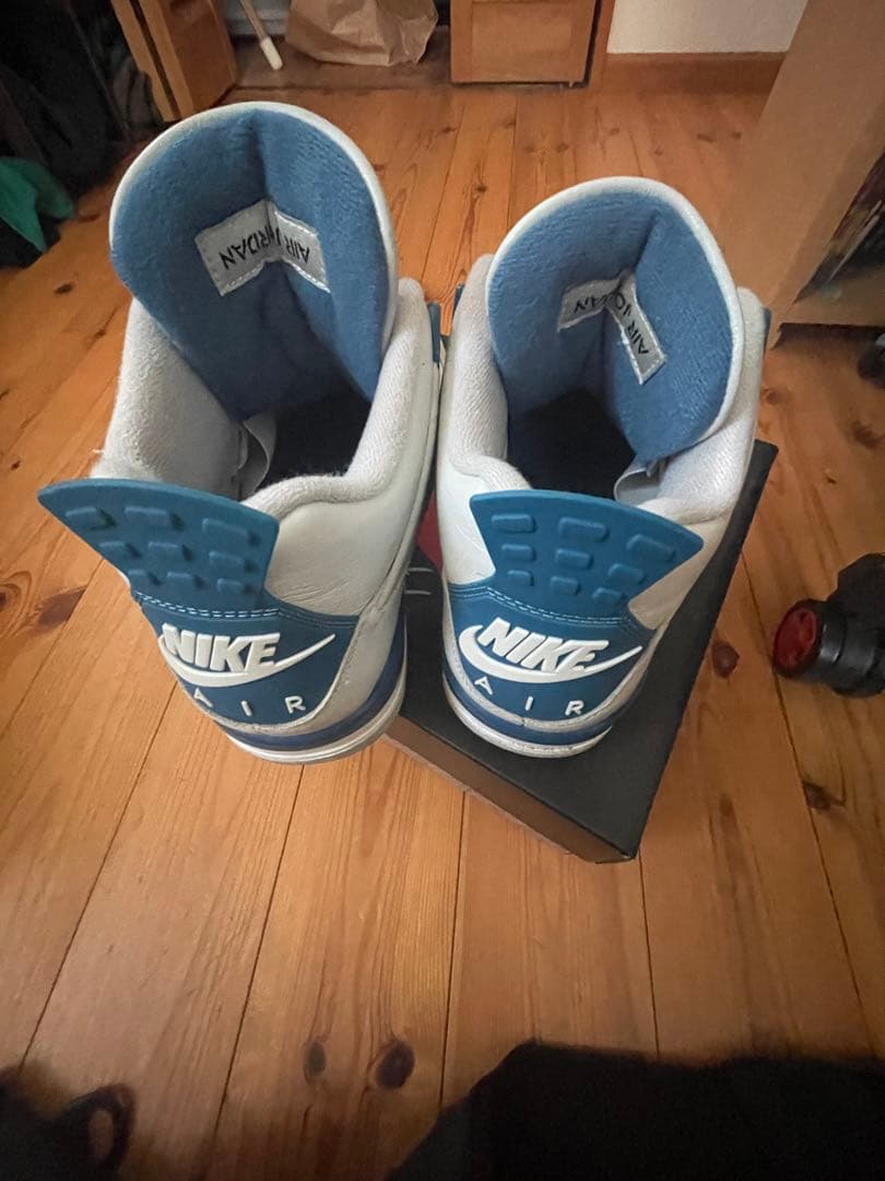 靴 Nike Air Jordan 4 Retro Industrial Blue