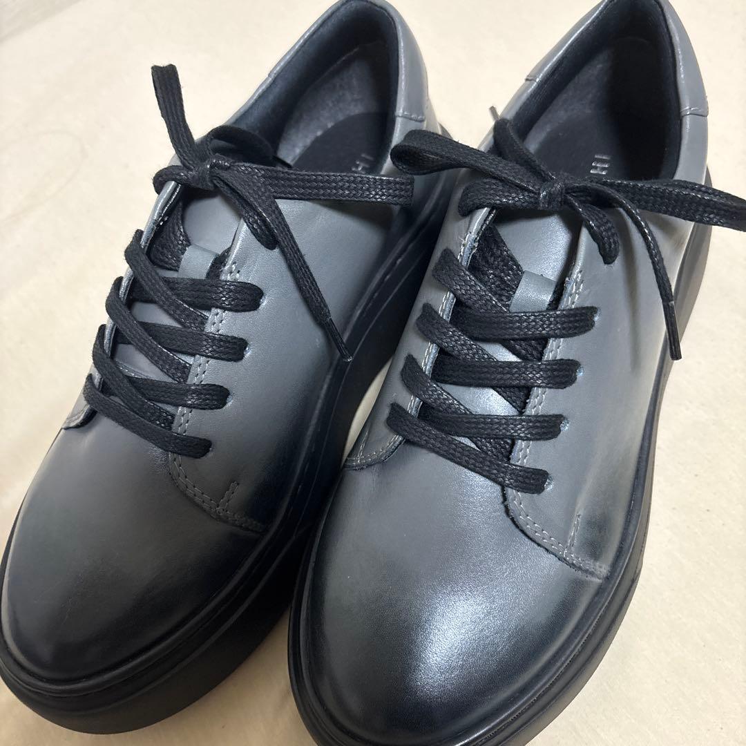 の*川様 マザーハウス　厚底グレー レースアップシューズ